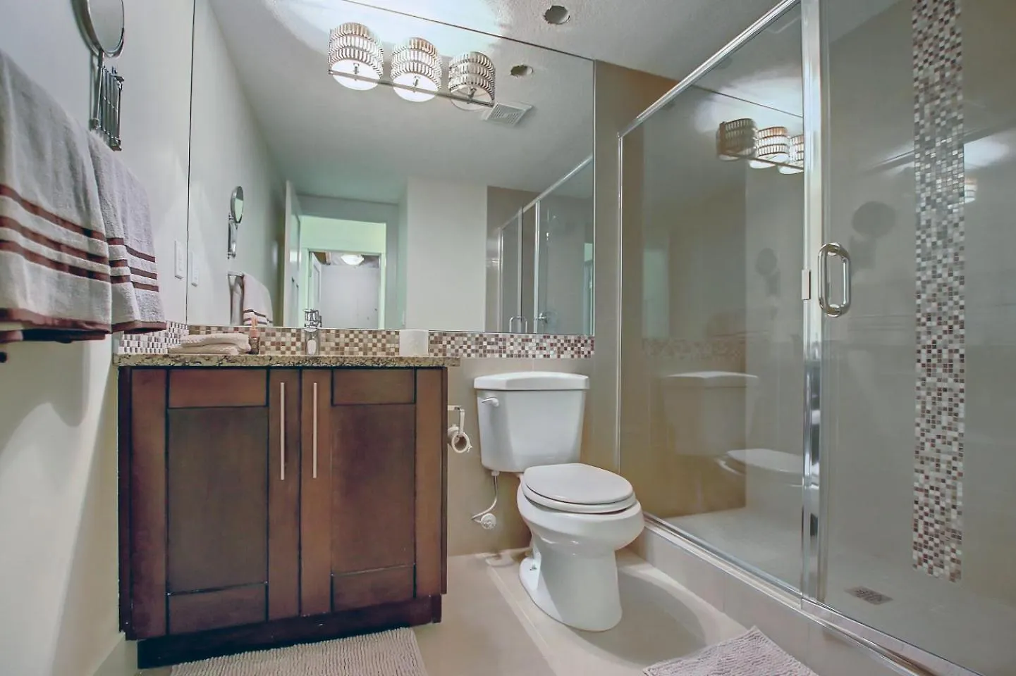 Luxury Inner City Home Κάλγκαρι 0*,  Καναδάς